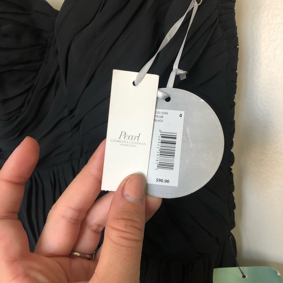 Pearl Georgina Chapman of Marchesa dress. - Picture 3 of 4